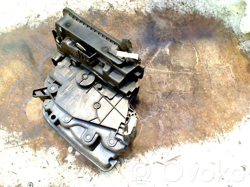 BMW X5 F15 Zamek drzwi przednich 