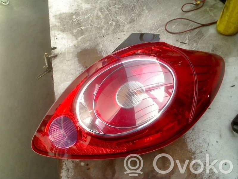 Rear/tail lights