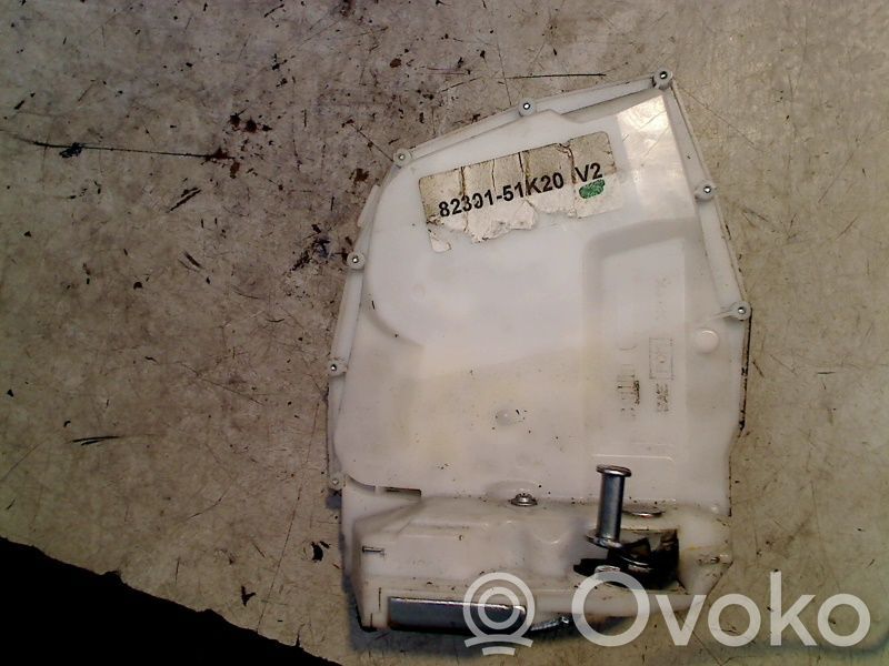 Opel Agila B Galinių durų spyna 