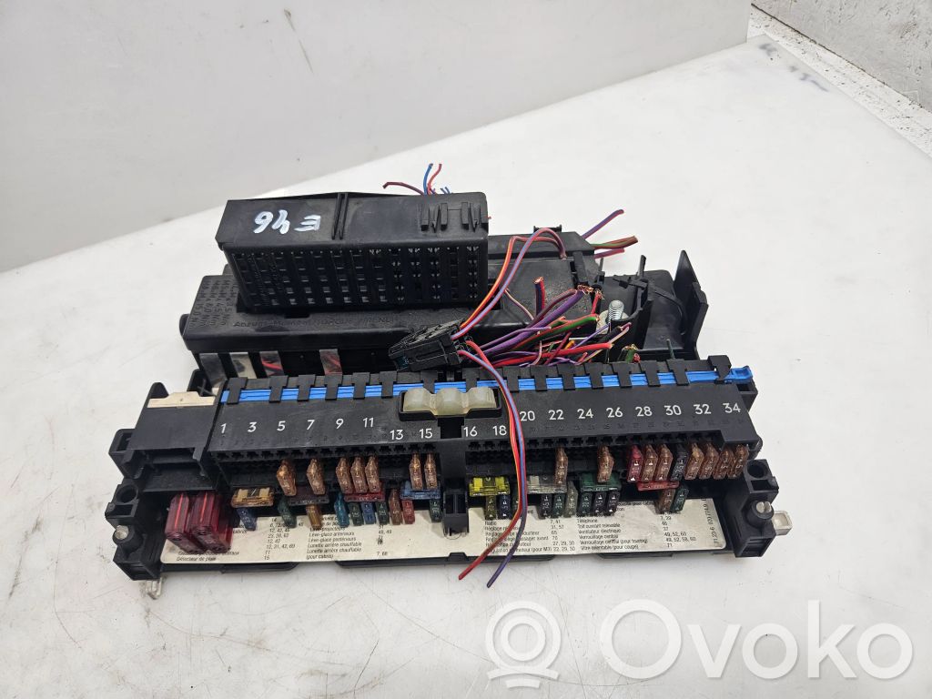 BMW 3 E46 Fuse module 