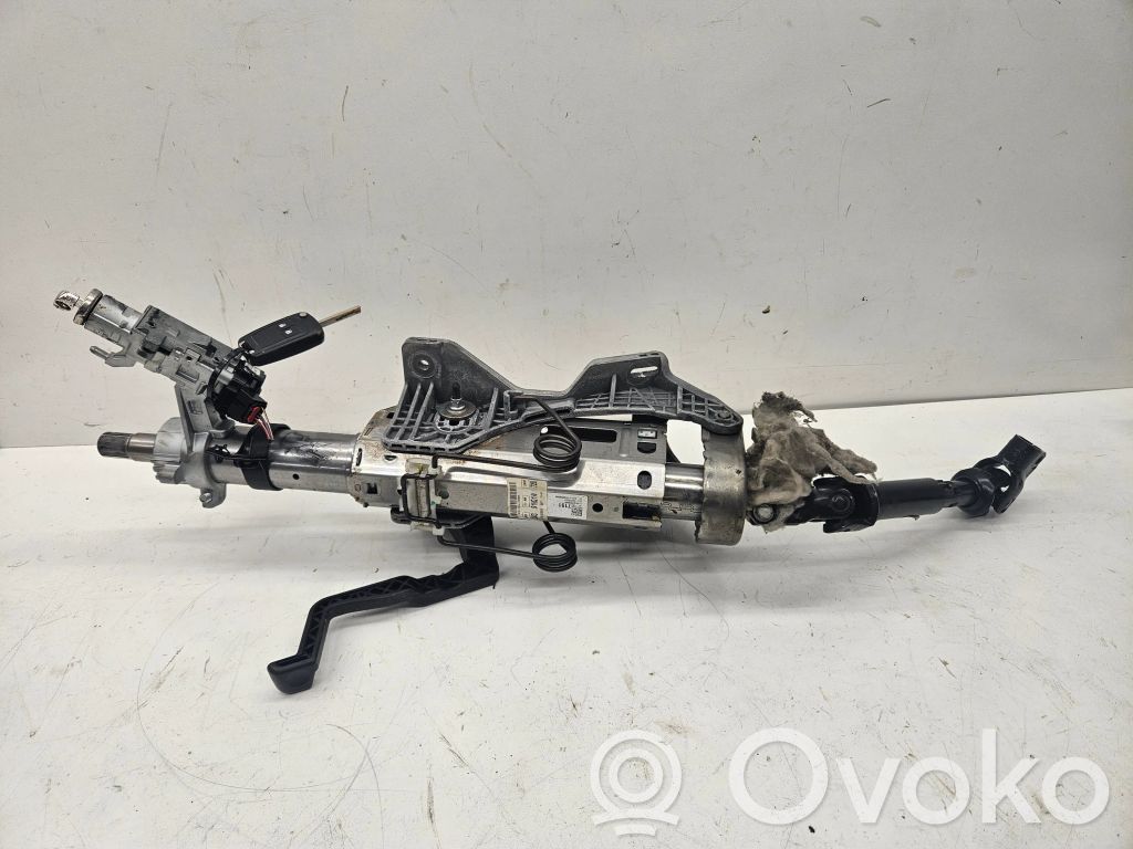 Opel Insignia A Ohjauspyörän akseli 