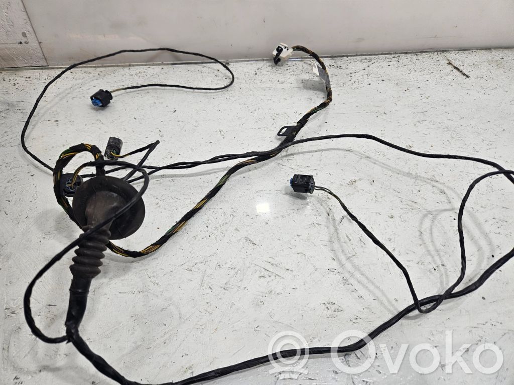 Parking sensor (PDC) wiring loom   8374530