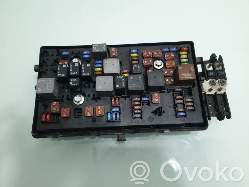 Módulo de fusible   13255300