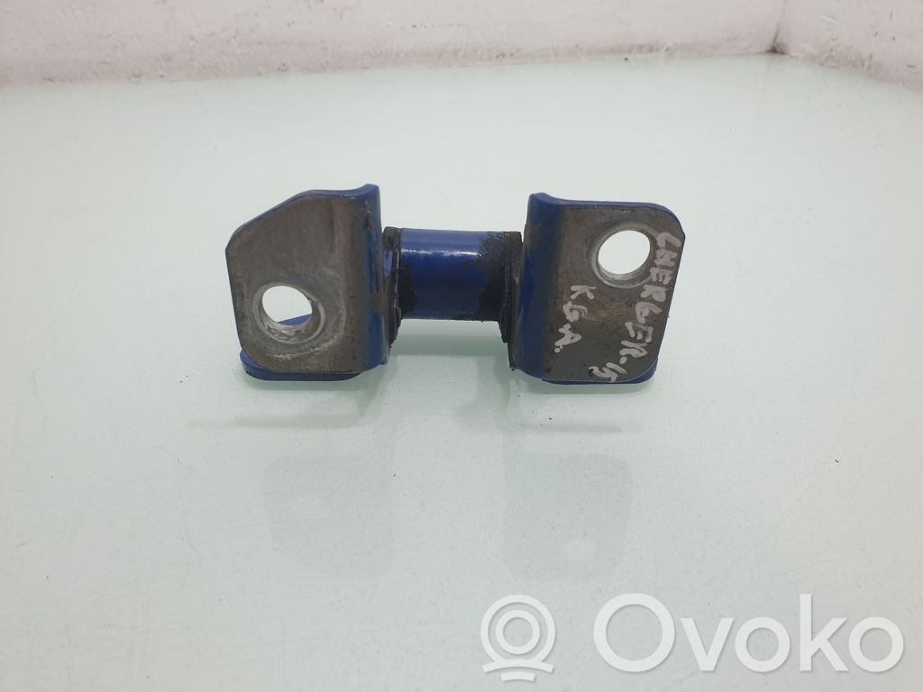 Rear door lower hinge