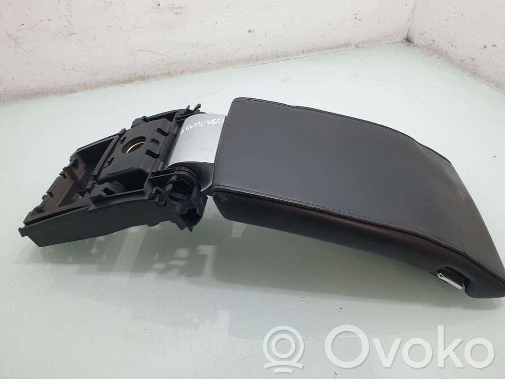 Volvo S80 Armrest 