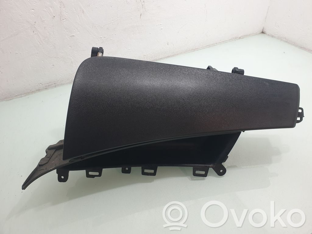 Opel Zafira C Schowek deski rozdzielczej 