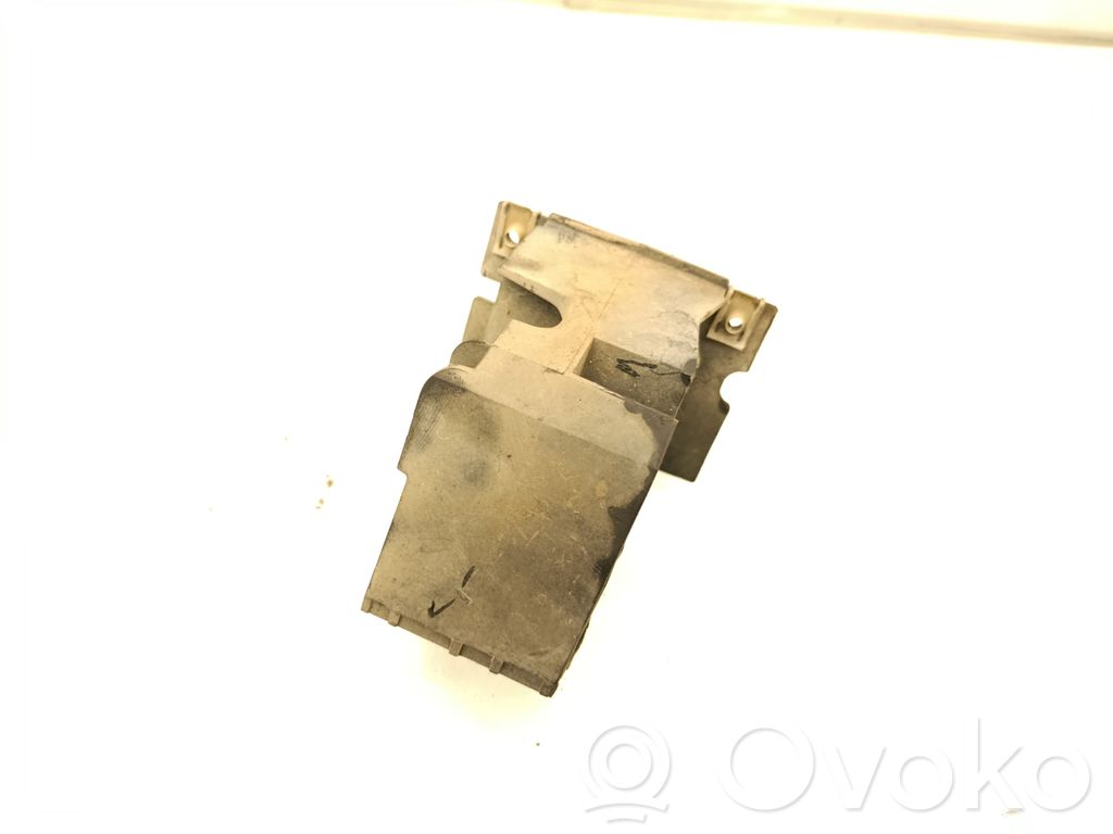 Peugeot 508 Front bumper mounting bracket 