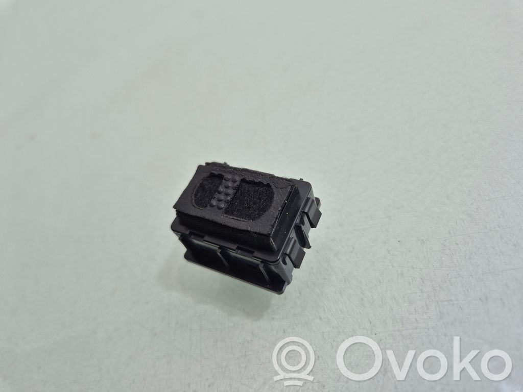 Mazda CX-7 Microphone (bluetooth/phone) 