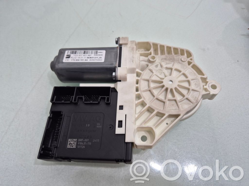 Seat Leon (1P) Silnik regulatora szyby drzwi przednich 