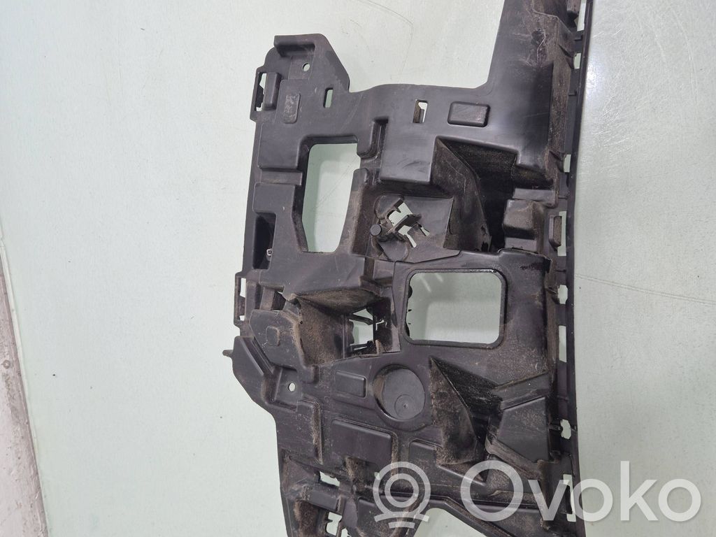 Volvo V40 Front bumper mounting bracket 