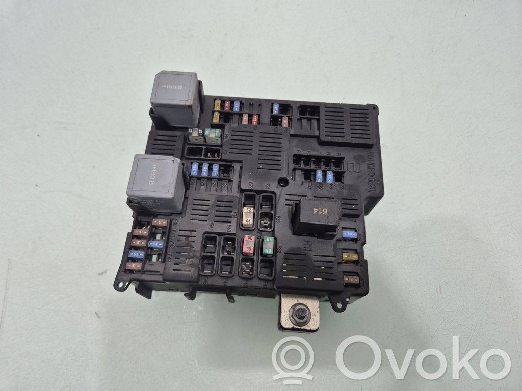 Volvo S60 Fuse module 