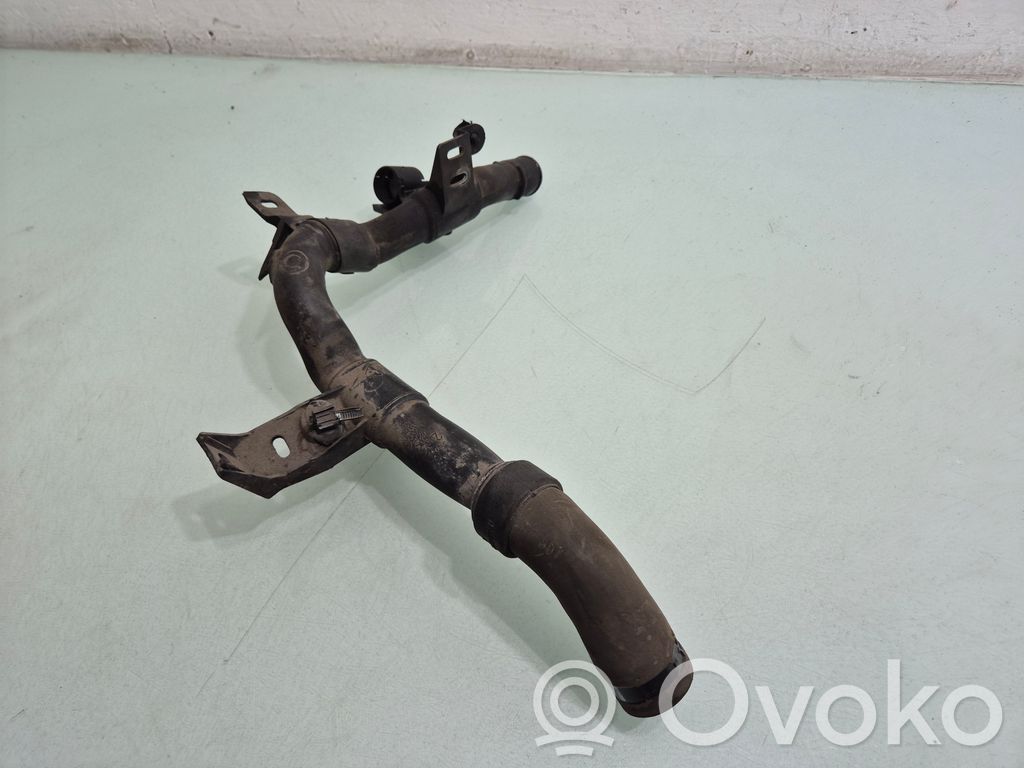 Engine coolant pipe/hose
