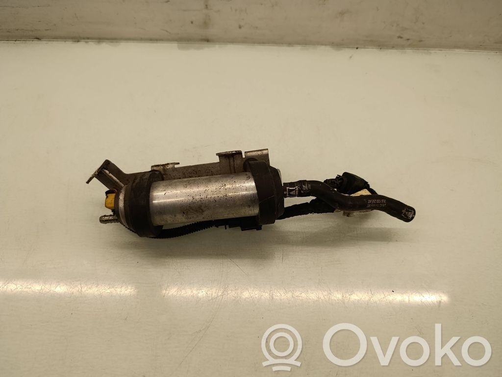Volkswagen Touareg I Fuel injection high pressure pump 