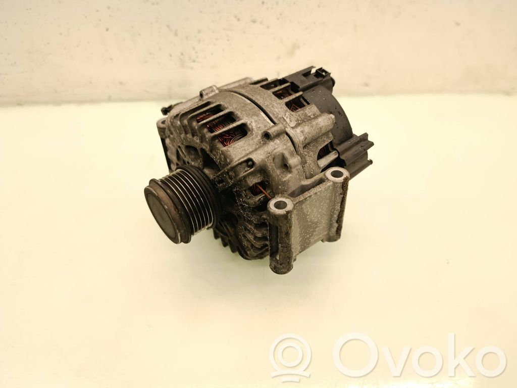 Audi A6 S6 C7 4G Generatorius 