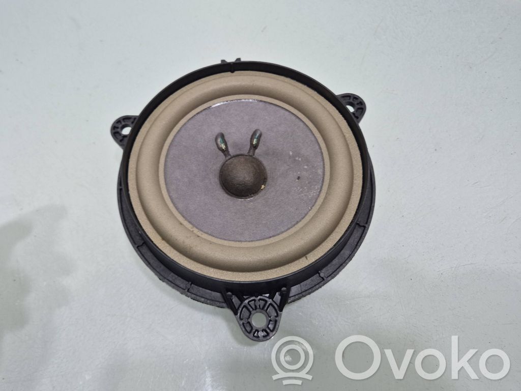 Nissan Murano Z52 Front door speaker 