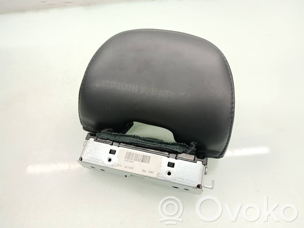Volvo V70 Tetieră scaun spate 