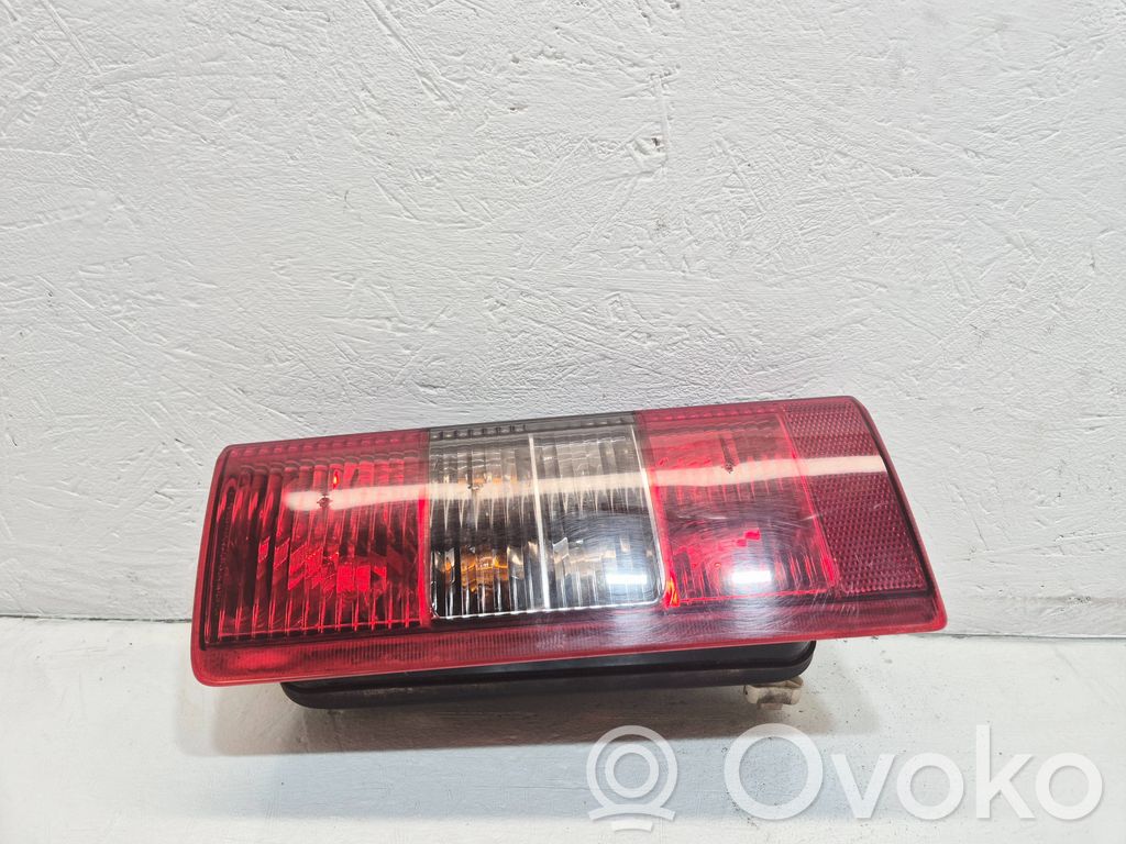 Luz trasera/de freno   45312