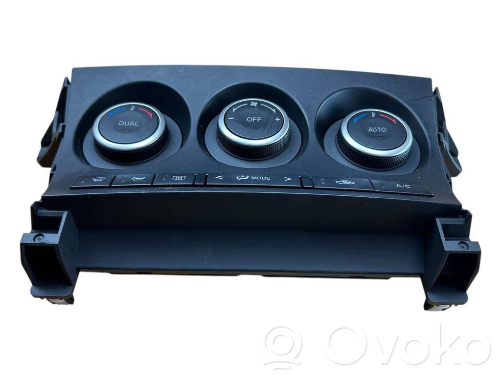 Mazda 3 II Climate control unit 