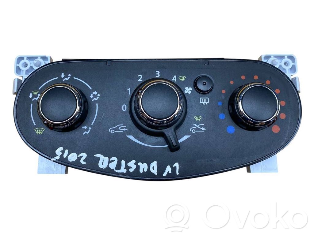 Dacia Duster Climate control unit 
