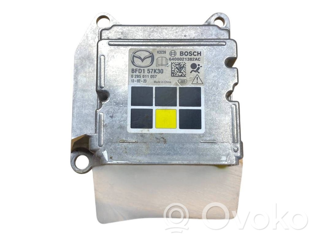 Mazda 3 II Airbag control unit/module 