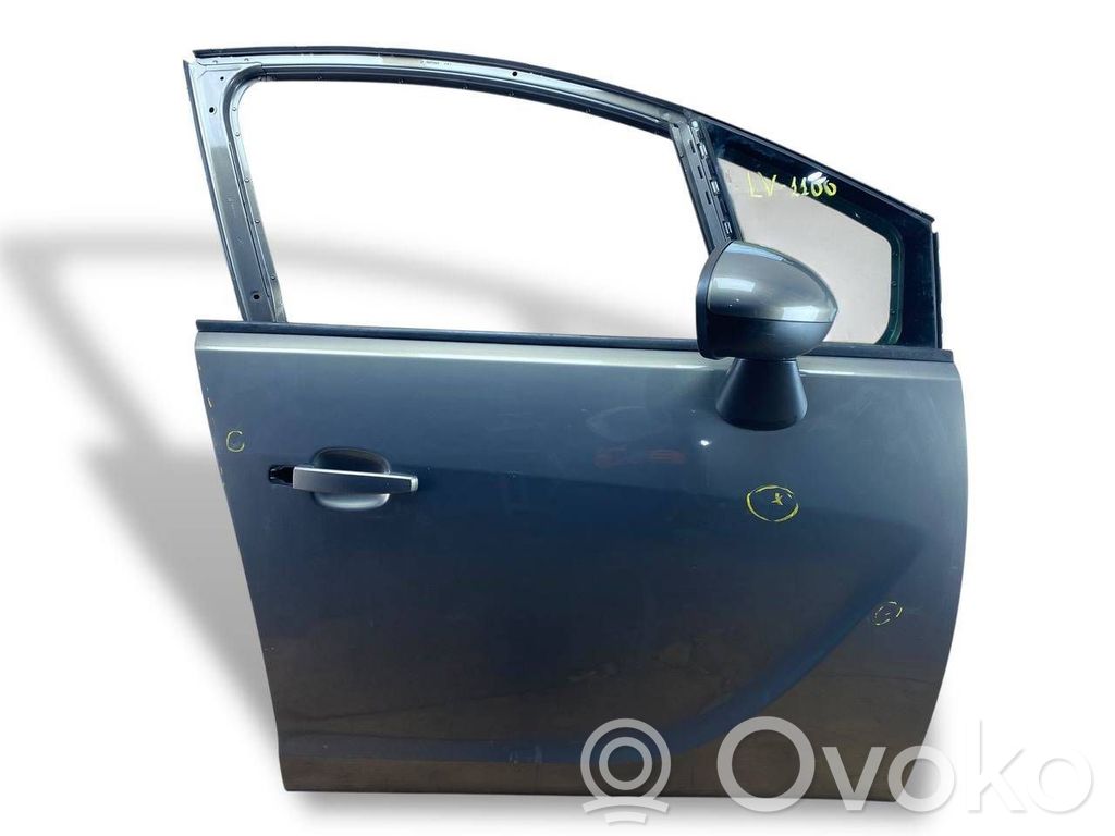 Opel Meriva B Дверь 