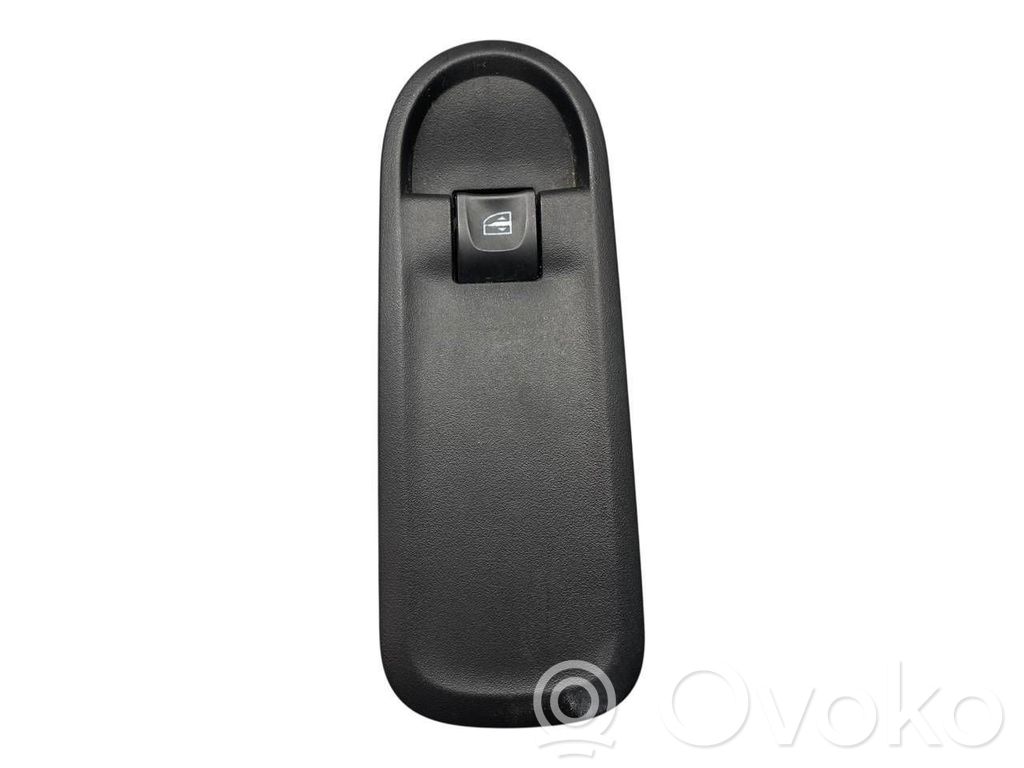 Dacia Duster Electric window control switch 