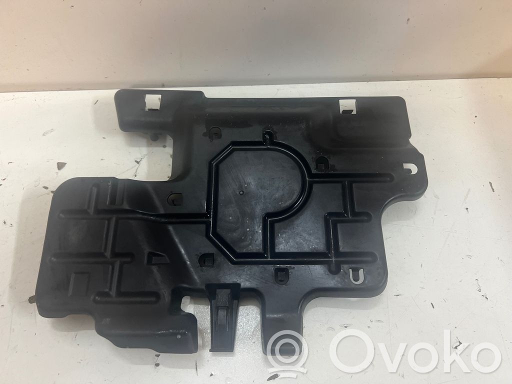 Mazda 3 III Otras partes del panel de instrumentos 