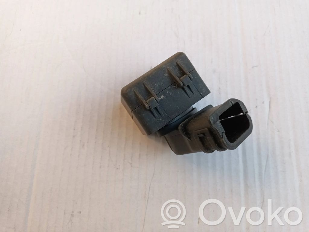 Pluskabel Batterie   1438720