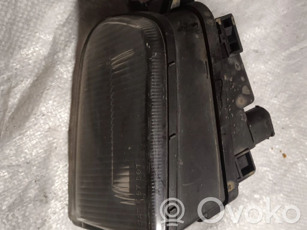 BMW Z3 E36 Miglas lukturis priekšā 