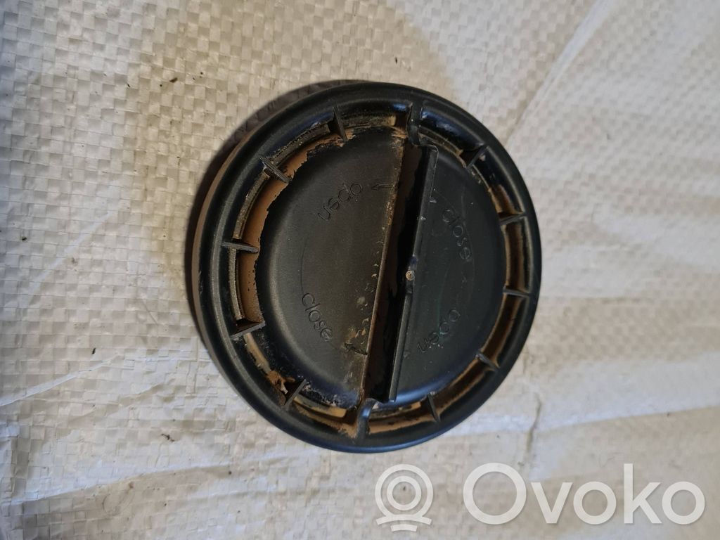 Deckel Abdeckung Scheinwerfer   1305219122