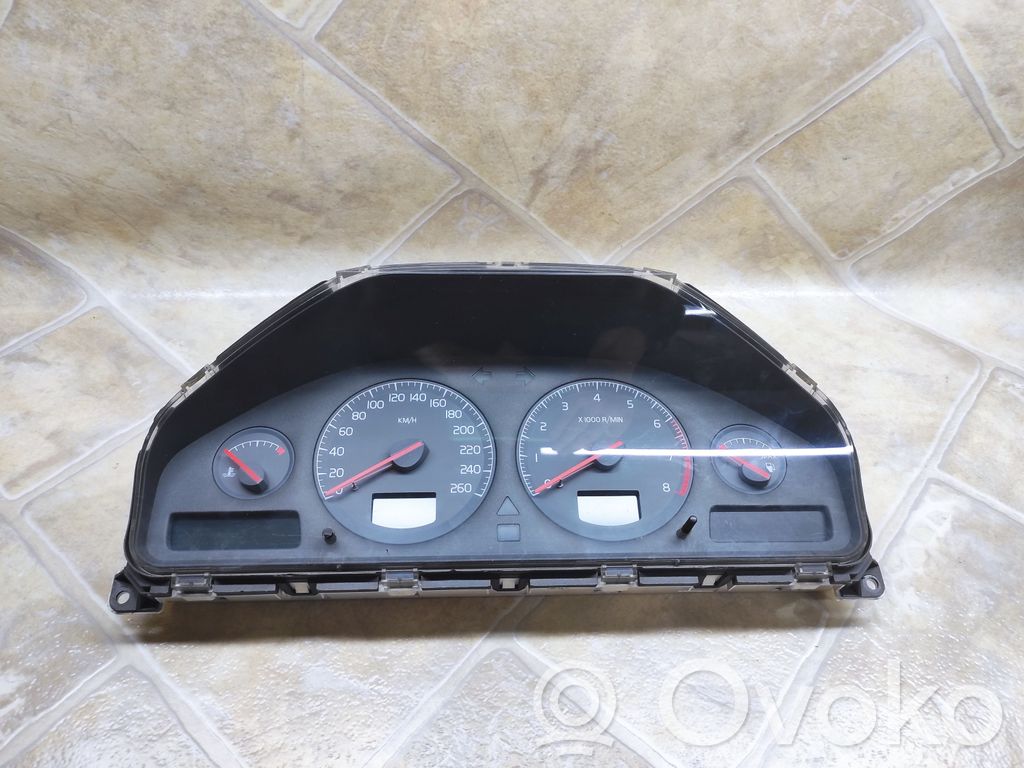 Volvo S80 Speedometer (instrument cluster) 