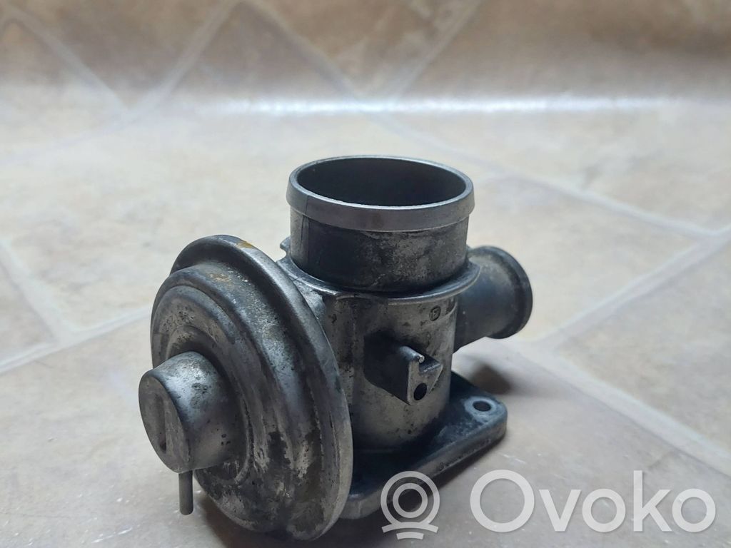 BMW 5 E39 EGR vārsts 