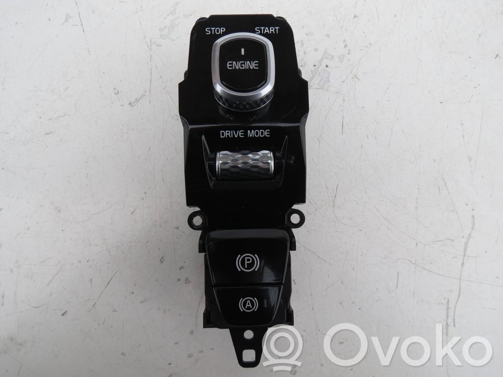 Volvo S90, V90 Przycisk zapłonu Start / Stop 