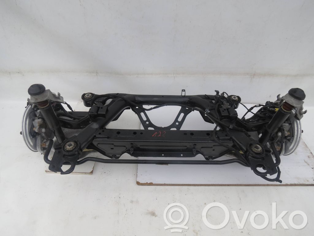 Volvo S90, V90 Taka-apurunko 