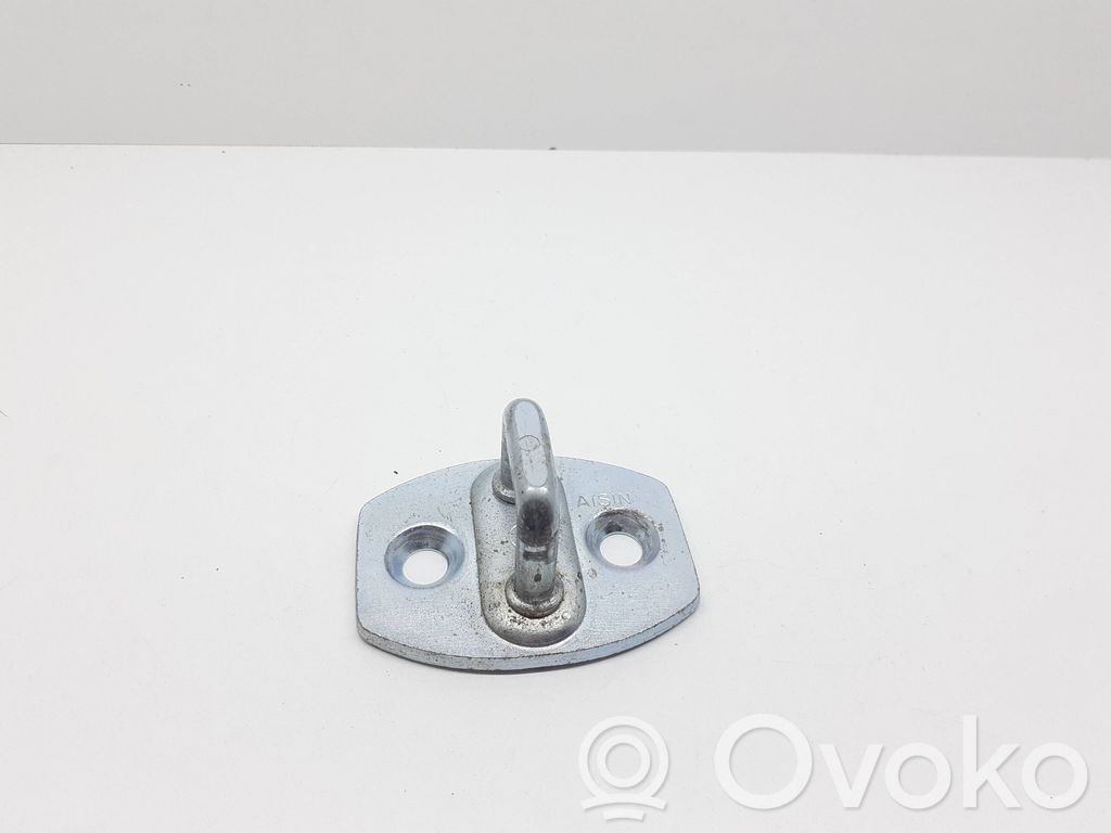 Toyota Avensis T270 Front door lock loop/hook striker 