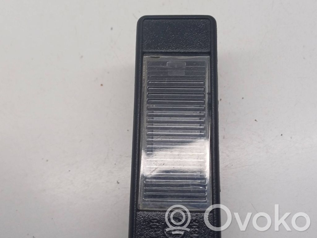 Nissan Qashqai Éclairage de plaque d'immatriculation 