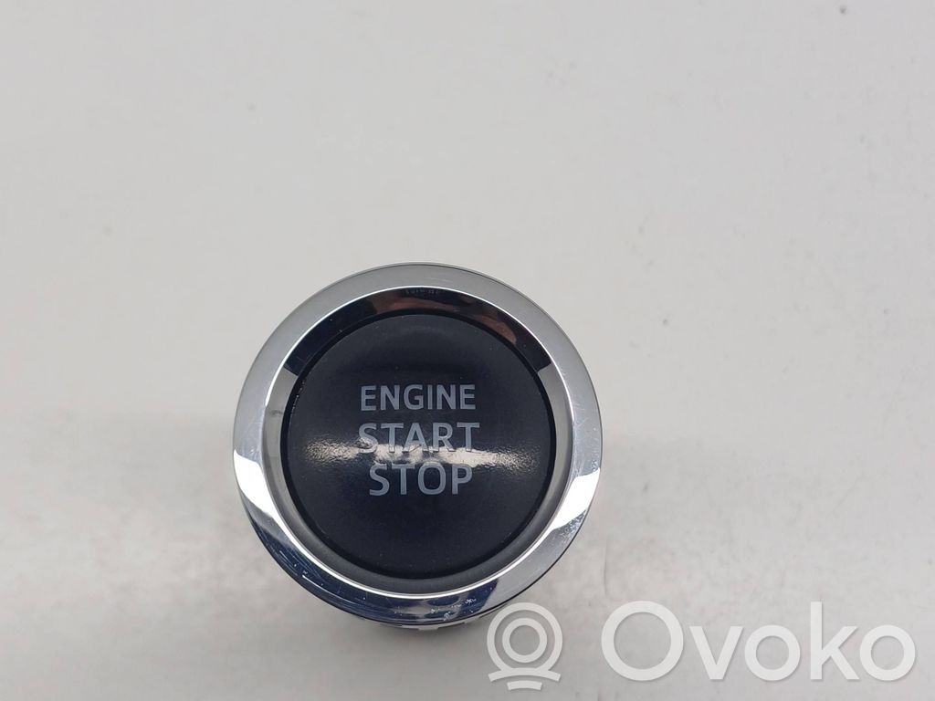 Toyota RAV 4 (XA40) Engine start stop button switch 