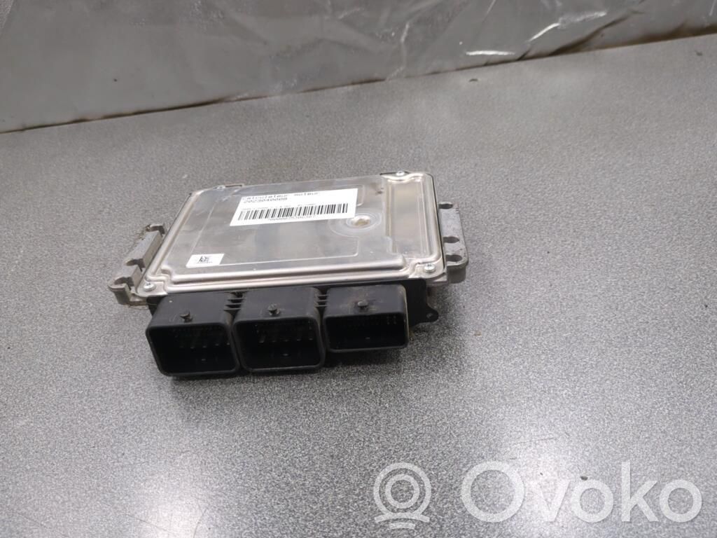 Peugeot 2008 I Engine control unit/module 