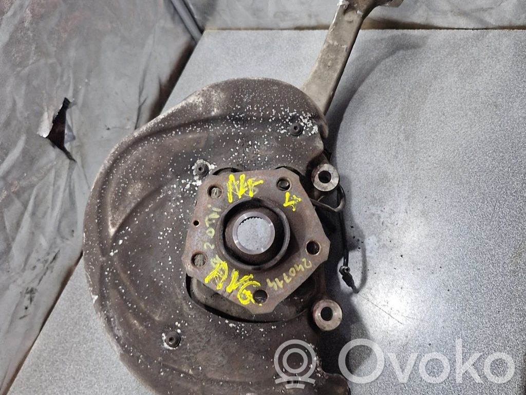 Audi A4 S4 B9 Priekšējā riteņa rumbas vārpstas šarnīrs (stupica, capfa) 