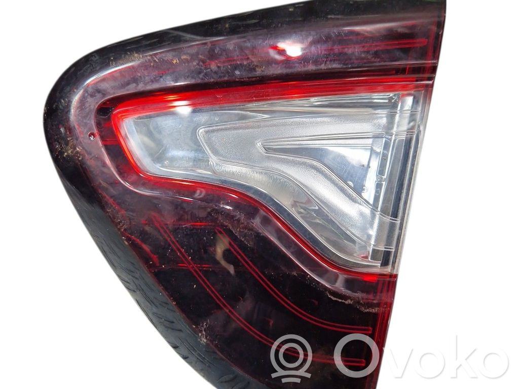 Renault Captur Takaluukun takavalot 