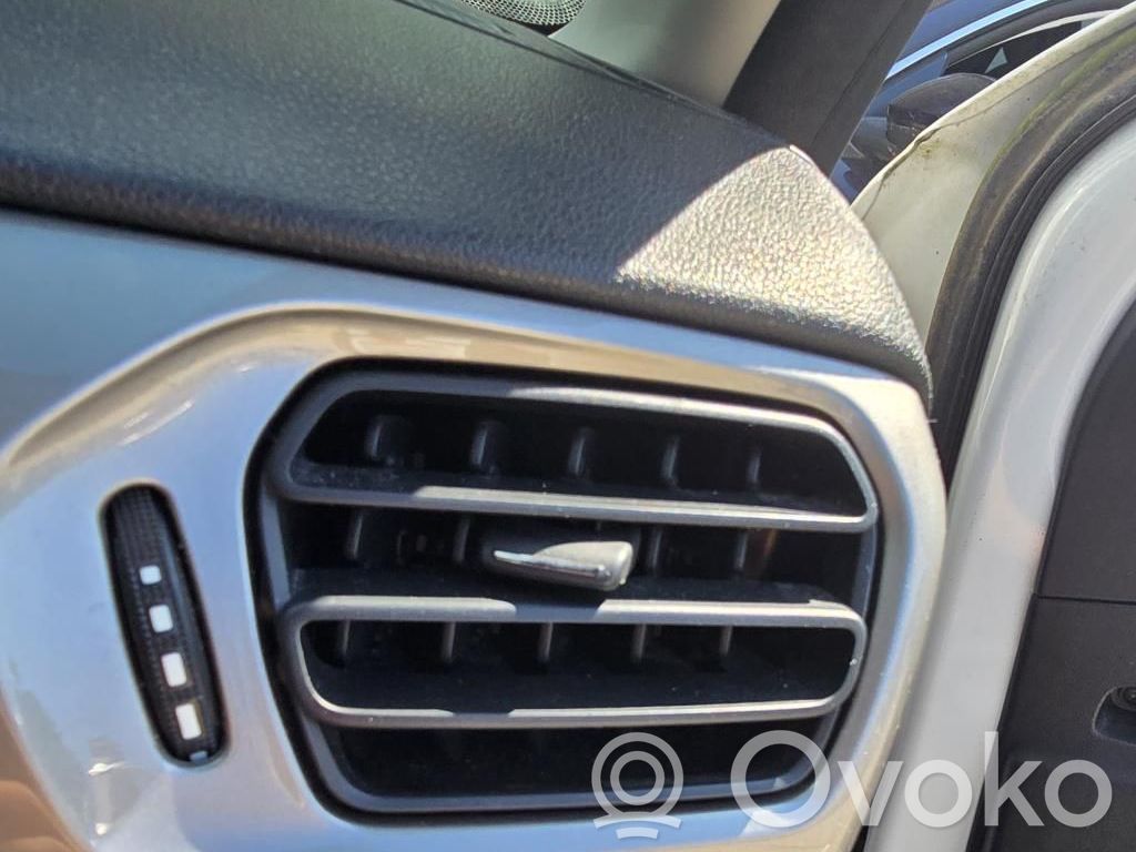 Citroen C-Elysée Šoninės oro grotelės 