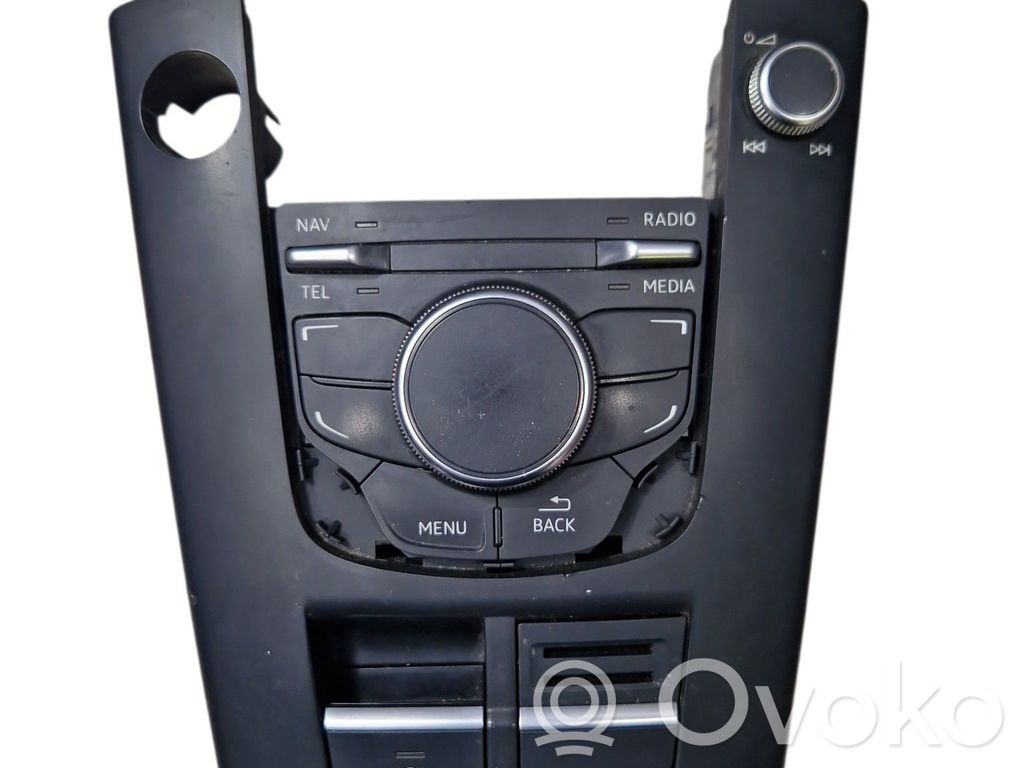Audi A3 S3 8V Head unit multimedia control 