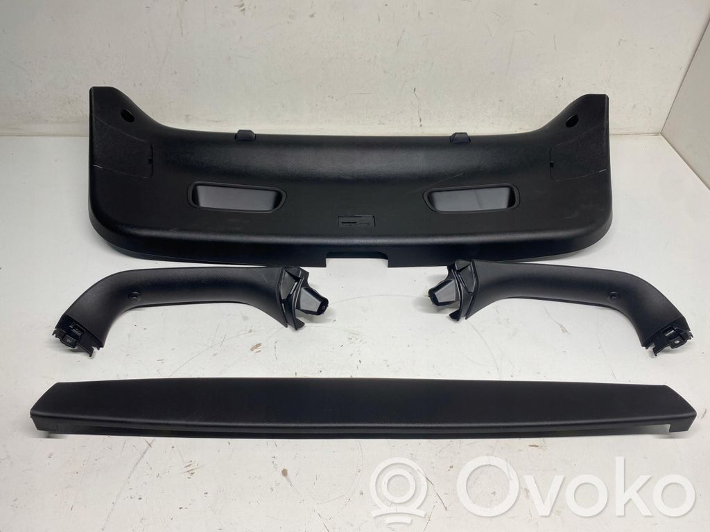 KIA Ceed Tailgate/trunk upper cover trim 