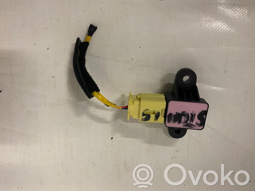 KIA Stonic Sensor impacto/accidente para activar Airbag 