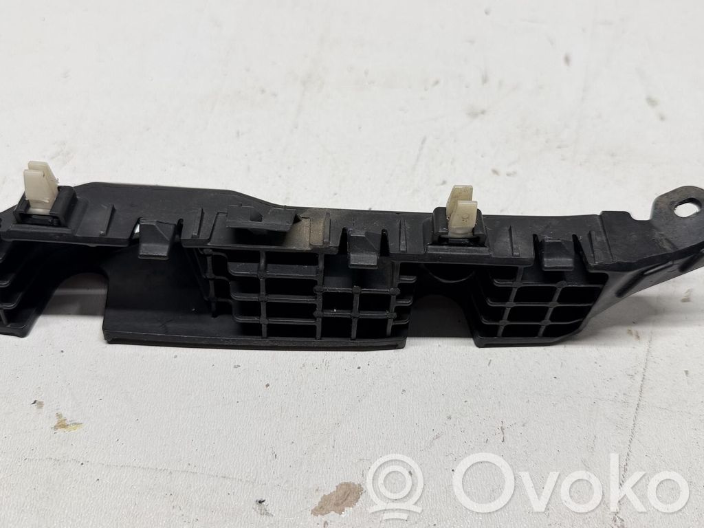 KIA Ceed Front bumper mounting bracket 