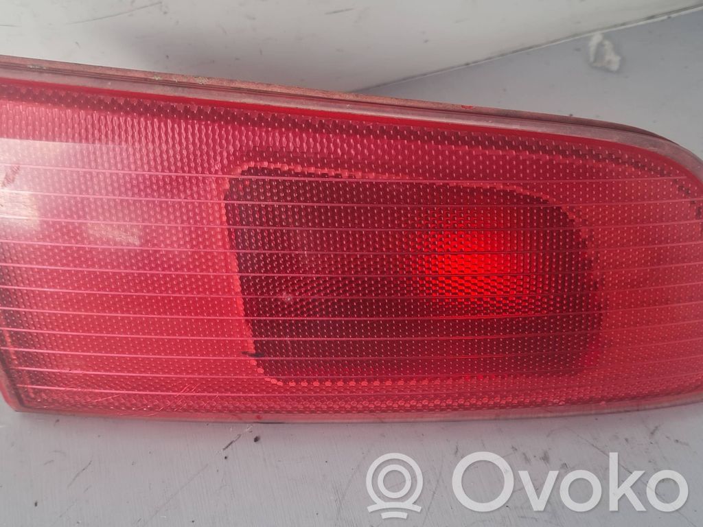 Mazda 2 Takaluukun takavalot 