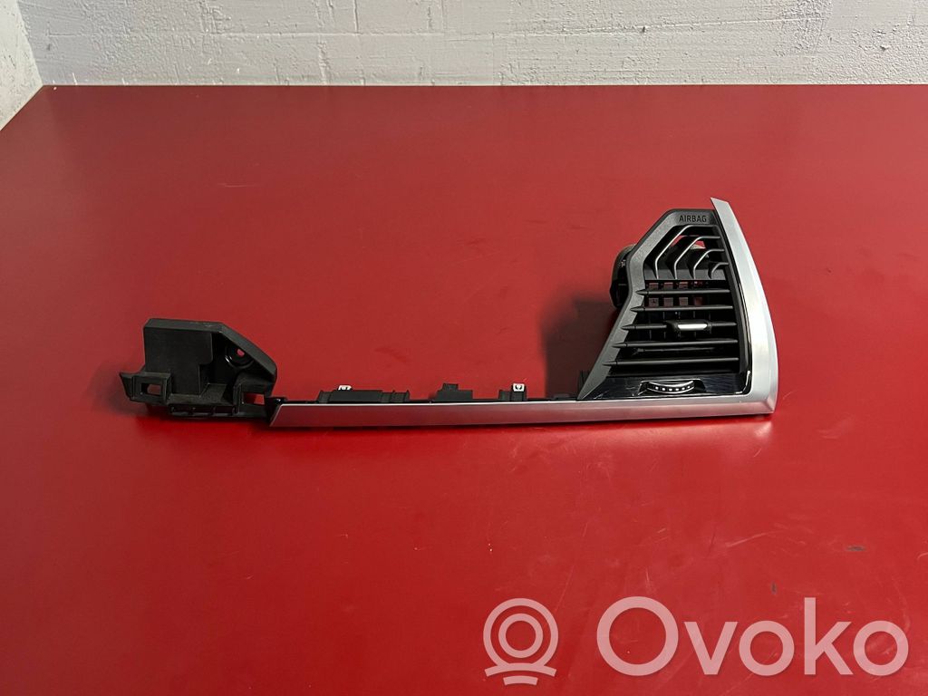 BMW X3 G01 Dashboard side air vent grill/cover trim 