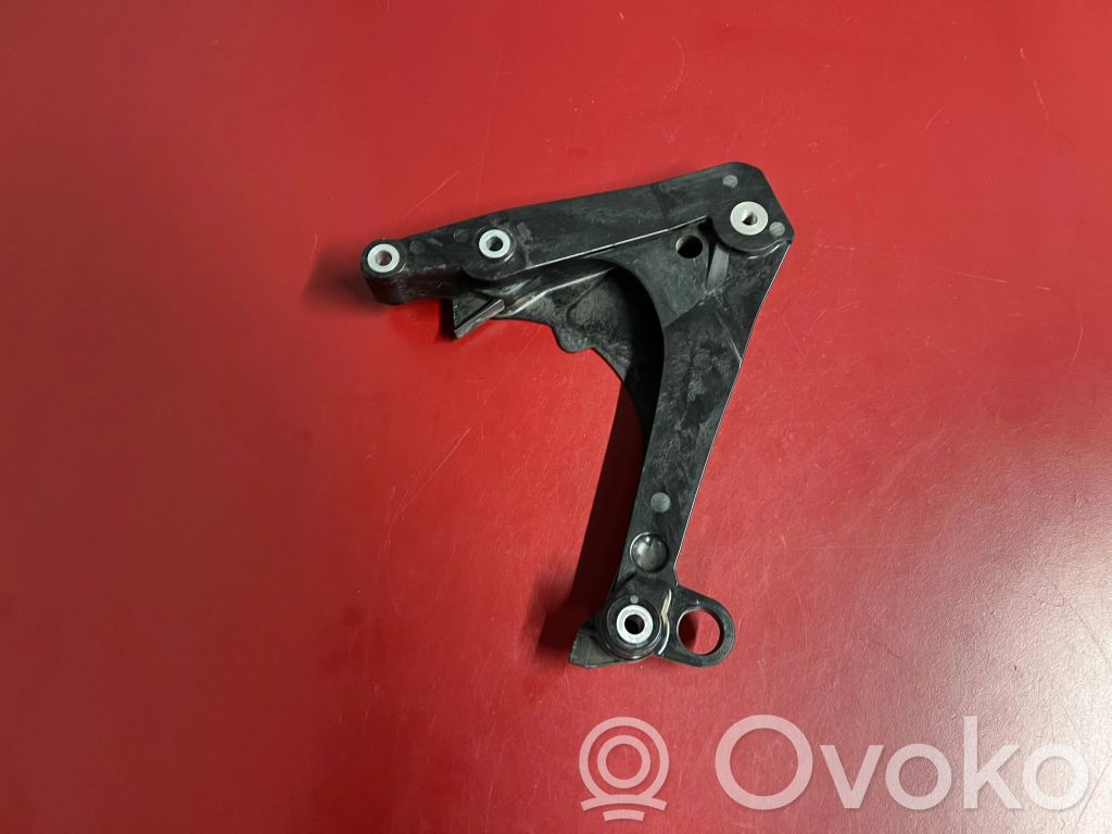 BMW i3 Engine mounting bracket 