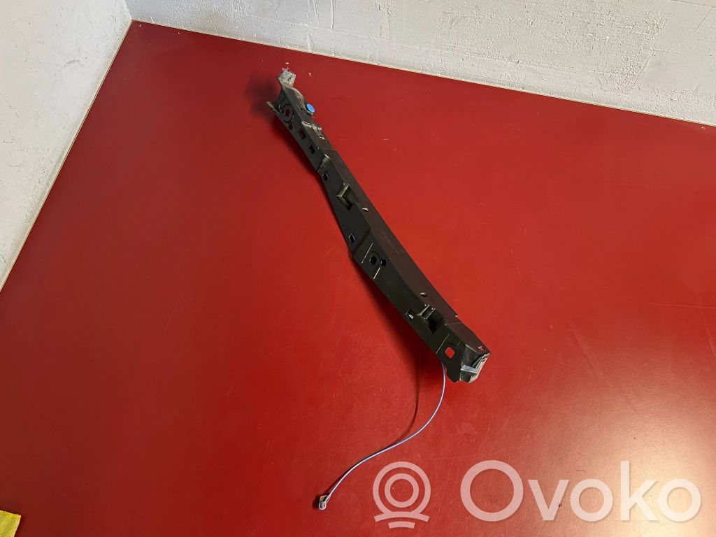 BMW i3 Fender mounting bracket 