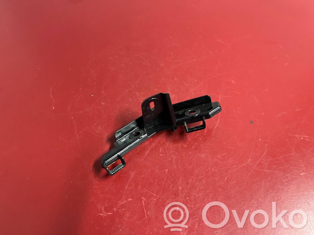 BMW X1 U11 Soporte del parachoques delantero 